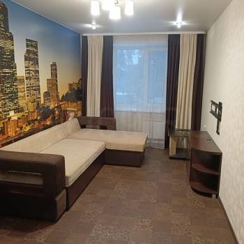 Продается 1-комнатная квартира, 35 м²