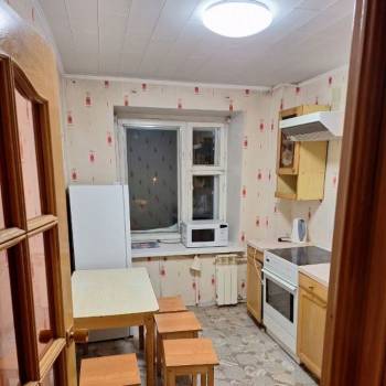 Сдается Многокомнатная квартира, 62 м²