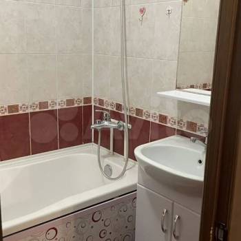 Продается 1-комнатная квартира, 36 м²