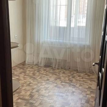 Продается 1-комнатная квартира, 36 м²