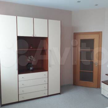 Продается 3-х комнатная квартира, 132 м²