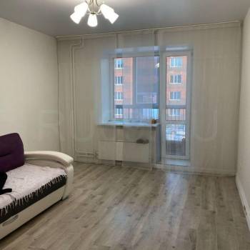 Сдается 1-комнатная квартира, 39 м²