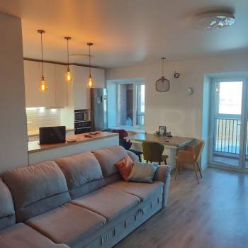 Продается 3-х комнатная квартира, 90 м²