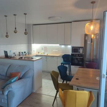 Продается 3-х комнатная квартира, 90 м²