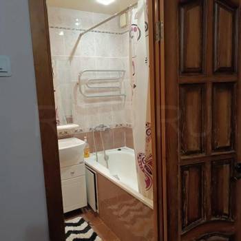 Продается 1-комнатная квартира, 36 м²