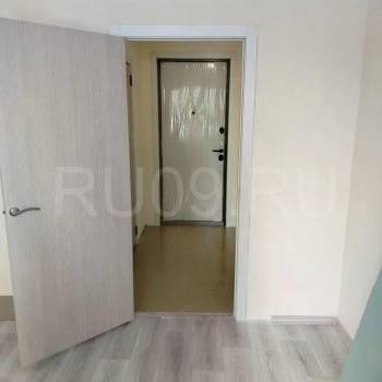 Продается 1-комнатная квартира, 32 м²