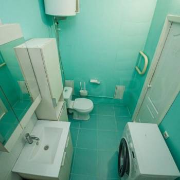 Продается 1-комнатная квартира, 42 м²
