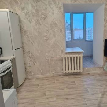 Продается 1-комнатная квартира, 46 м²