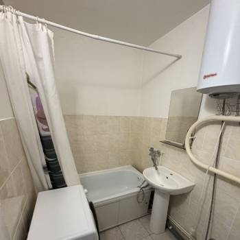 Продается 1-комнатная квартира, 29,5 м²