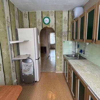 Сдается Многокомнатная квартира, 60 м²