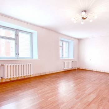 Продается Многокомнатная квартира, 113,1 м²