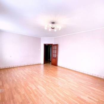 Продается Многокомнатная квартира, 113,1 м²