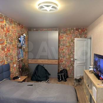Продается Многокомнатная квартира, 84 м²
