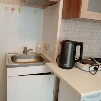 Продается 1-комнатная квартира, 14 м²