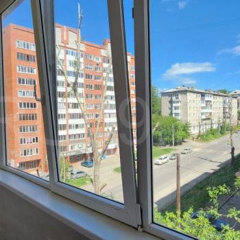 Продается 1-комнатная квартира, 36 м²