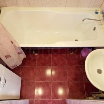 Продается 1-комнатная квартира, 37 м²