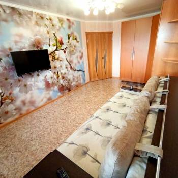 Продается 1-комнатная квартира, 37 м²
