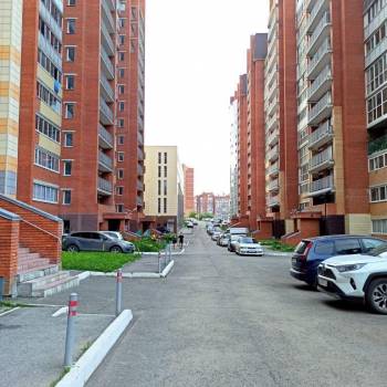 Продается 1-комнатная квартира, 37 м²