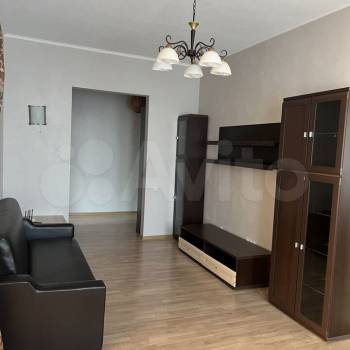 Сдается 2-х комнатная квартира, 63 м²