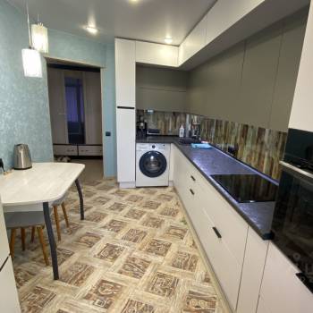 Сдается 1-комнатная квартира, 50 м²
