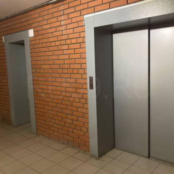 Продается 1-комнатная квартира, 79 м²