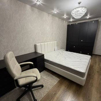 Сдается 1-комнатная квартира, 42 м²