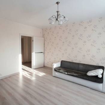 Сдается 2-х комнатная квартира, 75 м²