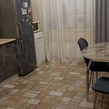 Сдается 2-х комнатная квартира, 58 м²
