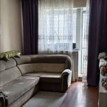 Продается 3-х комнатная квартира, 49 м²