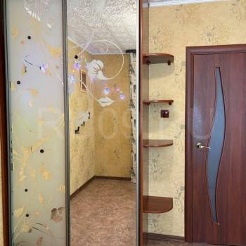 Продается 3-х комнатная квартира, 61 м²