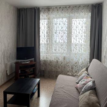 Сдается 1-комнатная квартира, 41 м²