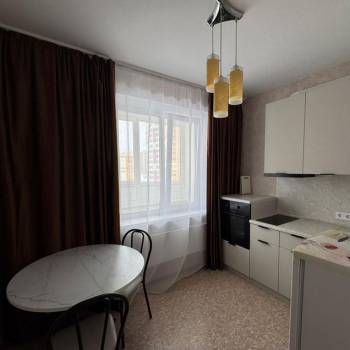 Сдается 1-комнатная квартира, 41 м²