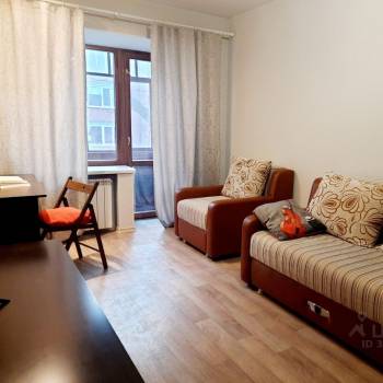 Продается 1-комнатная квартира, 30 м²