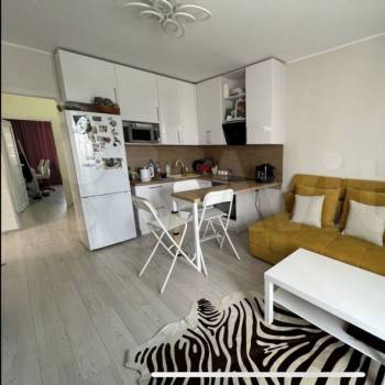 Продается 3-х комнатная квартира, 52 м²