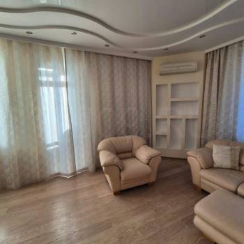 Продается 3-х комнатная квартира, 100 м²