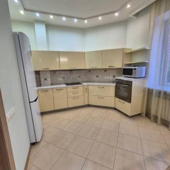 Продается 3-х комнатная квартира, 100 м²