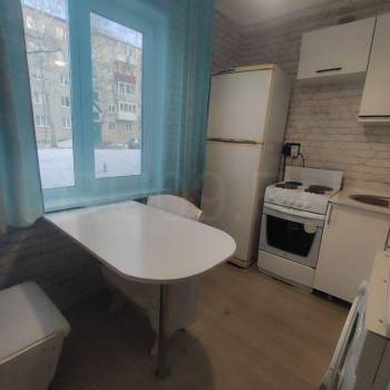 Сдается 1-комнатная квартира, 37 м²