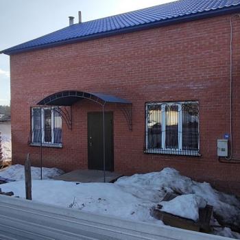 Продается Дом, 180 м²
