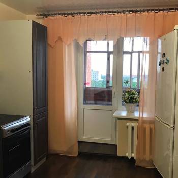 Сдается 2-х комнатная квартира, 64 м²
