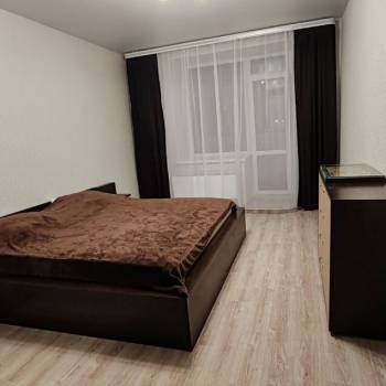 Сдается 1-комнатная квартира, 55,5 м²