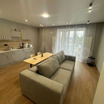 Сдается 1-комнатная квартира, 40 м²