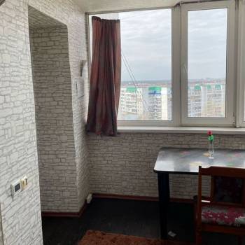 Сдается Многокомнатная квартира, 100 м²