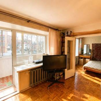 Продается 3-х комнатная квартира, 57,3 м²