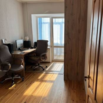Продается Многокомнатная квартира, 125 м²