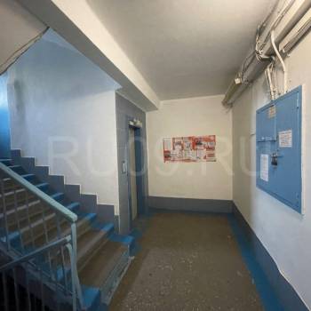 Продается 1-комнатная квартира, 38 м²