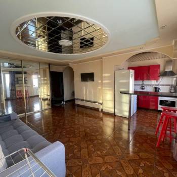 Продается 1-комнатная квартира, 38 м²