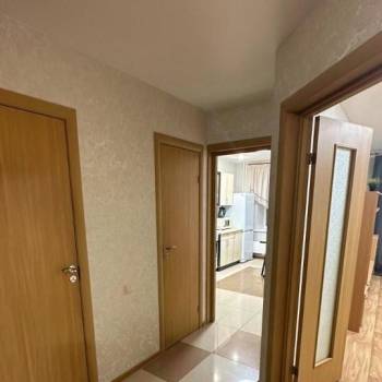 Сдается 1-комнатная квартира, 42 м²