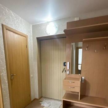 Сдается 1-комнатная квартира, 42 м²