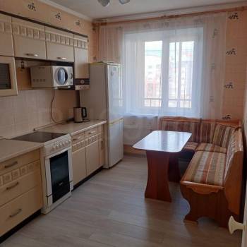 Сдается 2-х комнатная квартира, 60 м²