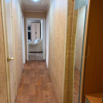 Продается 1-комнатная квартира, 36 м²